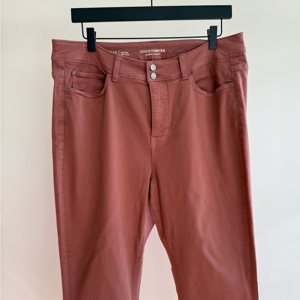 Denver Hayes High Rise Curve-Tech Pants